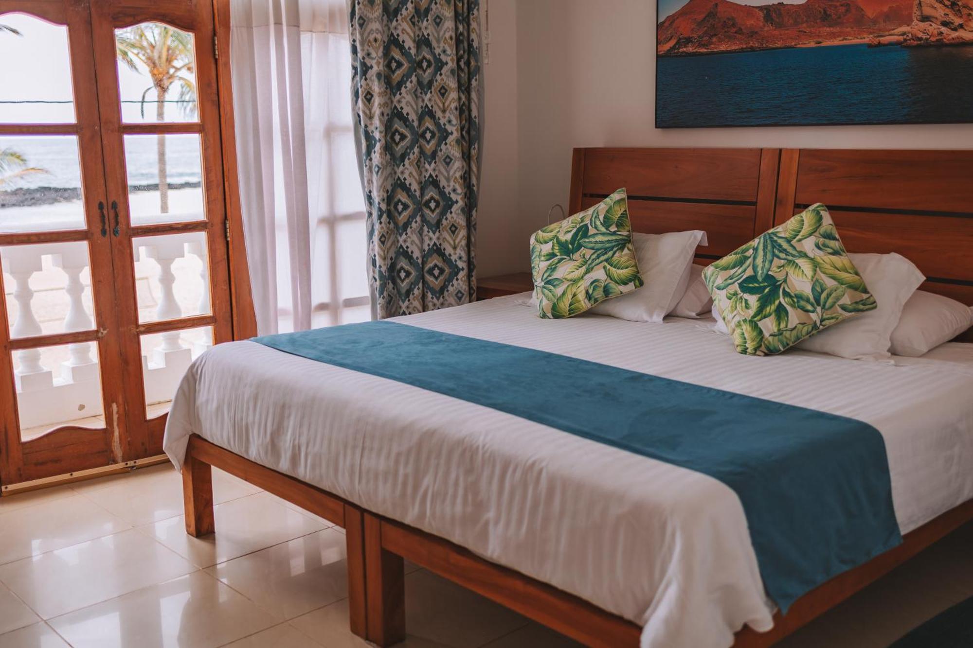 Hotel Albemarle Puerto Villamil Extérieur photo